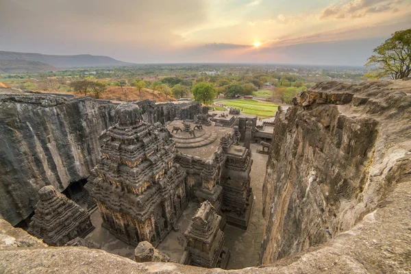 Temple Kailas dans le complexe des grottes d'Ellora — Photo