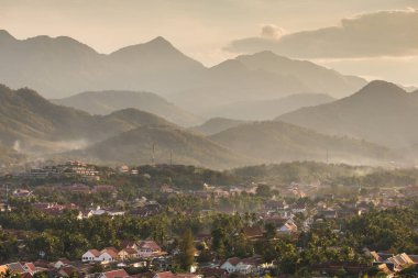 Luang Prabang günbatımı sırasında 