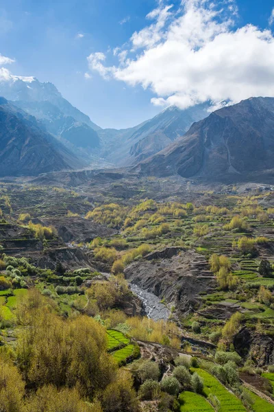 Bergslandskapet på Annapurna — Stockfoto