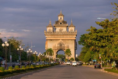 patuxai Anıtı Vientiane