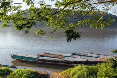 Mekong nehrinde tekneler