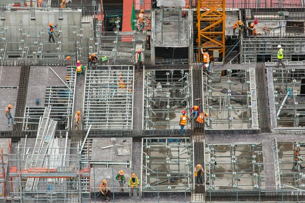 Construction site workers — Stock Photo, Image