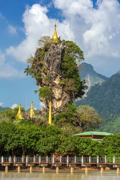 Прекрасная буддийская пагода Кьяук Калап — стоковое фото