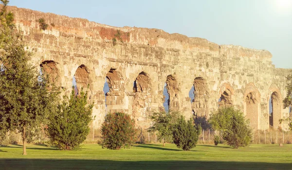 古代ローマ時代の水道橋遺跡 — ストック写真