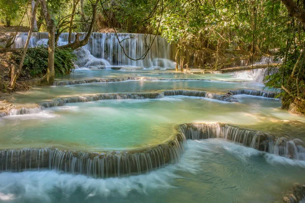 Cascadas de Kuang Si — Foto de Stock