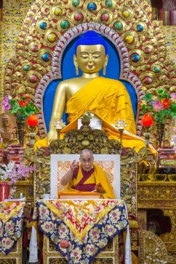 Dharamsala, Hindistan - 6 Haziran 2017: 14 Kutsal Dalai Lama Tenzin Gyatso verir öğretileri onun yurdunda Dharamsala, Hindistan.