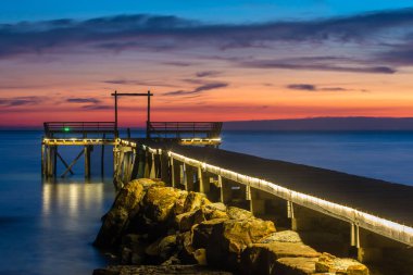 Alacakaranlık, Tayland Koh Kood adada güzel pier.