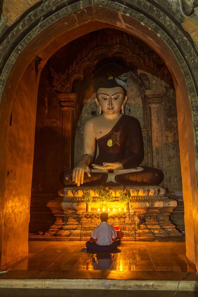 Buddhastaty Burmesiska Stil Bagan Myanmar — Stockfoto