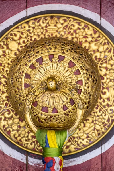 Beautiful Golden Door Handle Rumtek Monastery Gangtok India Architecture Detail — Stock Photo, Image