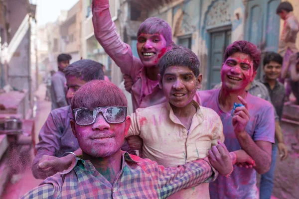 Barsana India March 2016 Hindu Devotees Celebrate Lathmar Holi Barsana — Stock Photo, Image