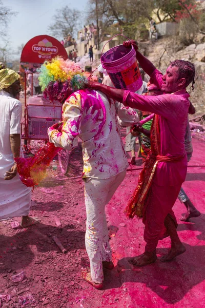 Barsana India March 2016 Hindu Devotees Celebrate Lathmar Holi Barsana — Stock Photo, Image