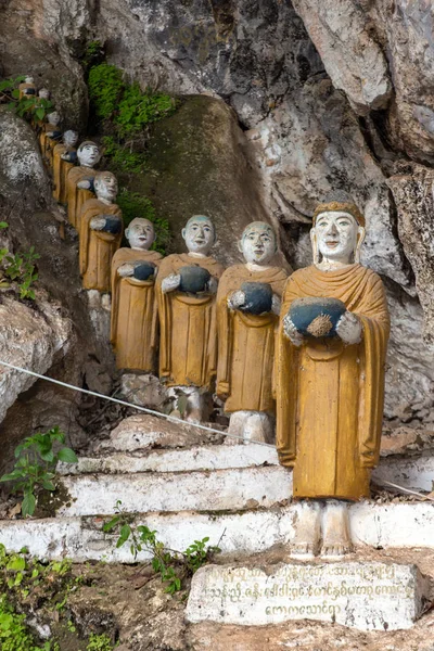 Buddyści Posągi Kaw Thaung Cave Hpa Myanmar — Zdjęcie stockowe