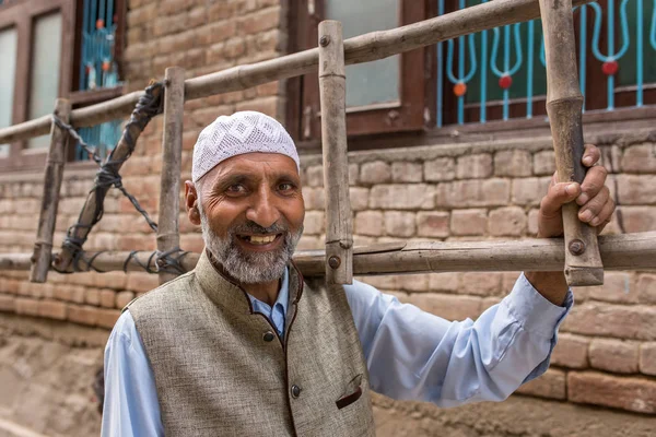 Srinagar India Junio 2017 Retrato Hombre Musulmán Cachemir Identificado Srinagar — Foto de Stock