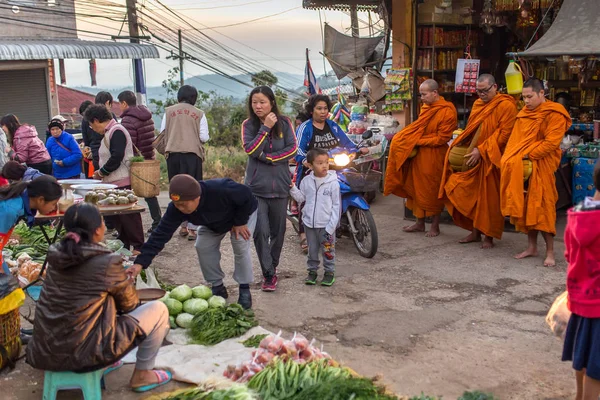 Mae Salong Tailandia Febrero 2017 Escena Callejera Matutina Pueblo Mae —  Fotos de Stock