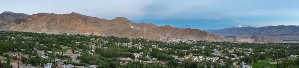 Hermoso Panorama Ciudad Leh Verde Valle Del Indo Ladakh Jammu — Foto de Stock