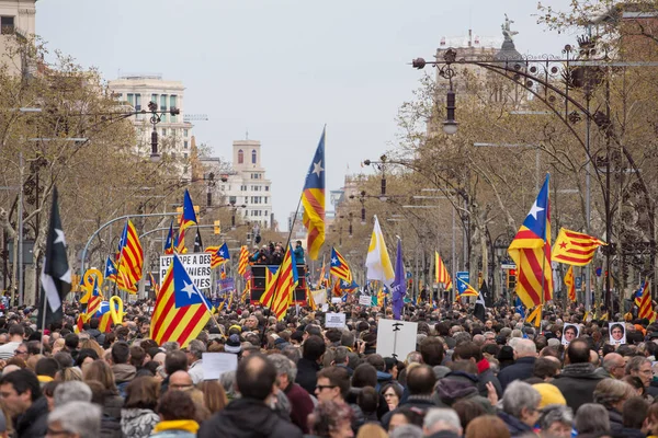 Barcelona Hiszpania Marca 2018 Katalończycy Wiecu Domagających Się Niepodległości Catalonia — Zdjęcie stockowe