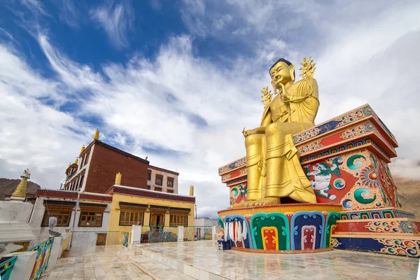 Maitreya Ladakh Hindistan Likir Gompa Manastır Adlı Heykeli — Stok fotoğraf