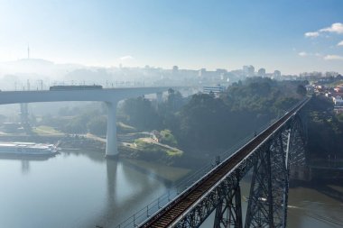 Ponte Maria Pia ve Sao Joao köprüler Porto, Portekiz