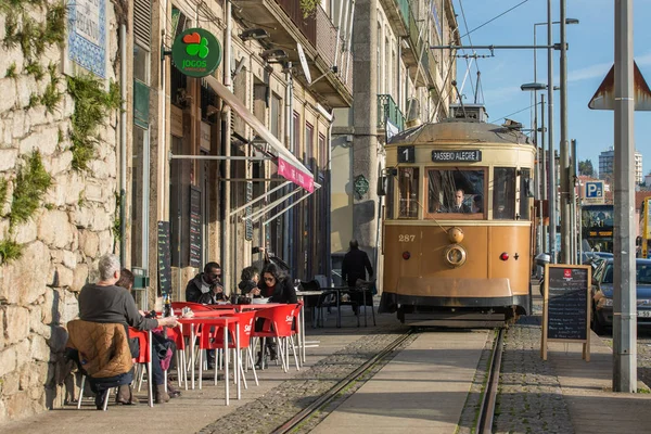 Porto Portugal January 2018 Old Tram Passing Street Cafe Porto — Stock Photo, Image