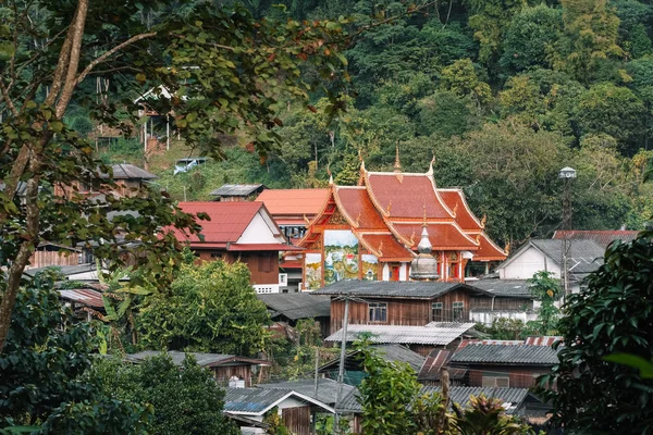Wat Pa Miang thai buddhist temple in Northern Thailand — Stock Photo, Image