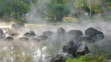 Chae Son National Park'ta kaplıca, Kuzey Tayland