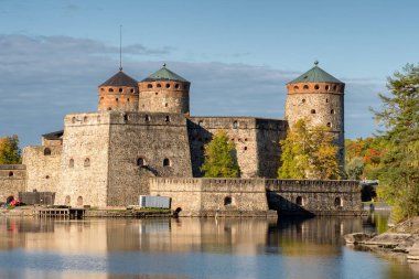 Finlandiya, Savonlinna 'daki Ortaçağ Olavinlinna şatosu