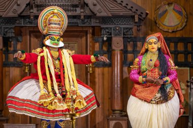 Kathakali performers in the virtuous pachcha green role in Cochin, Kerala, India.