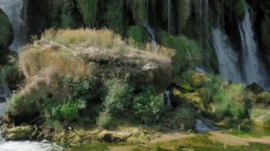 Bosna ve Hersek'te yapıları şelale