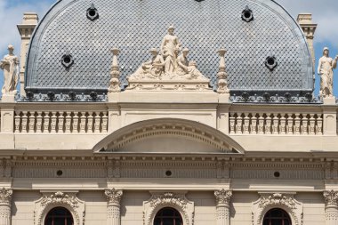 Polonya 'nın Lodz kentindeki müzenin mimari ayrıntıları