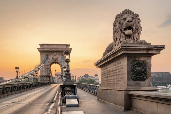 Chain bridge on Danube river at sunrise in Budapest, Hungary