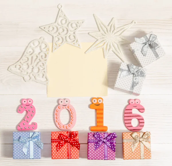 kompozisyon numaraları 2016 ve hediye kutuları