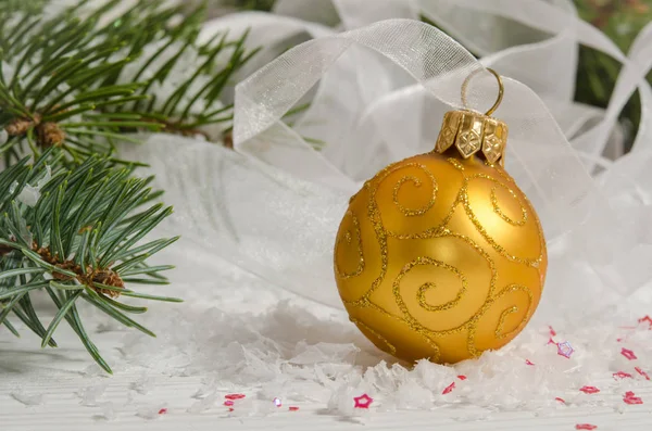 Bola de Natal. Decoração de férias . — Fotografia de Stock