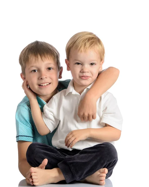Portrait of two happy brothers — Stock Photo, Image