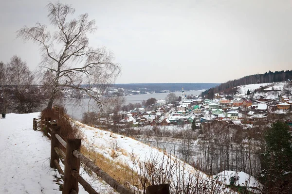 Vista de la ciudad de Plyos — Foto de Stock