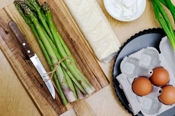 Asparagus Wooden Board Prepared Tart Cooking — Stock Photo, Image