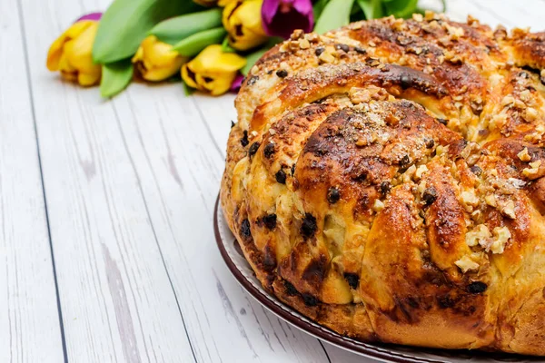 Pain Pâques Doux Avec Décoration Fleurs — Photo