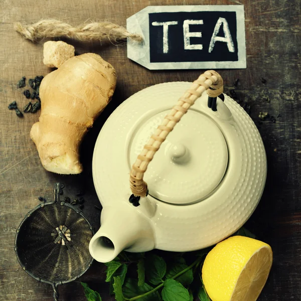 Tea composition on rustic background — Stock Photo, Image