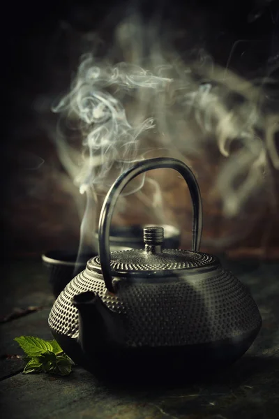 Obrázek o tradiční východní čajník — Stock fotografie