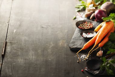 Sebze rustik arka plan üzerinde