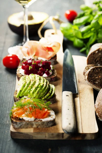 Smakelijke roggebrood broodjes — Stockfoto