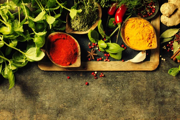 Herbs and spices — Stock Photo, Image