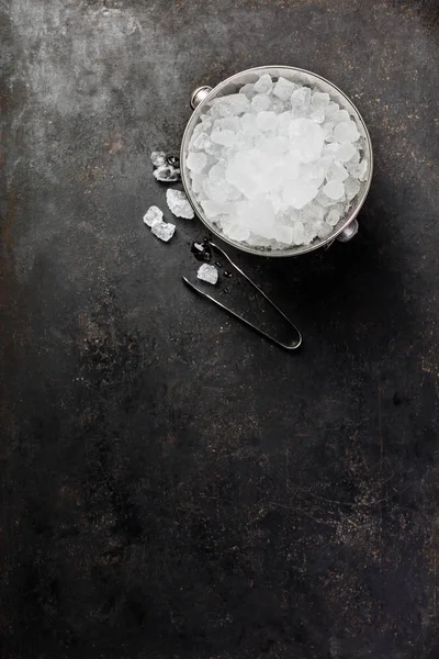 Metal ice bucket — Stock Photo, Image