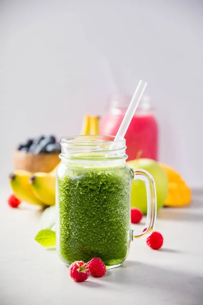 Frischer Smoothie — Stockfoto