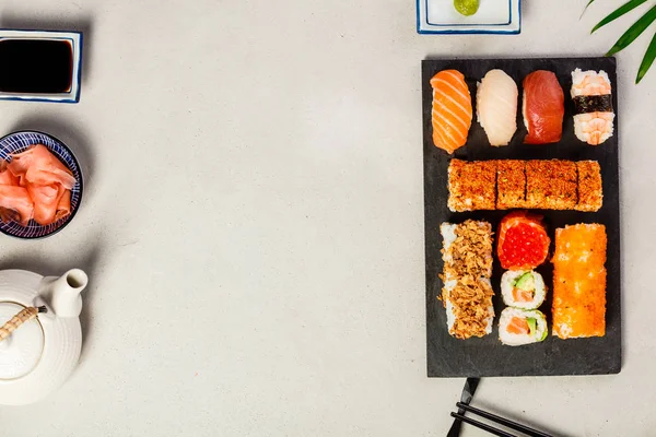 Flachlage von Sushi-Set — Stockfoto