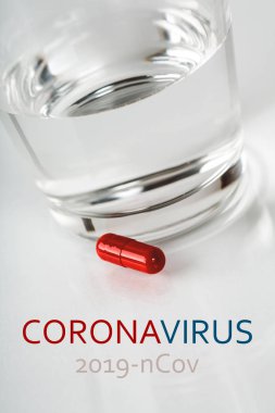 Coronavirus tedavisi konsepti. 2019 ncov Coronavirus kökenli Wuhan, Çin.