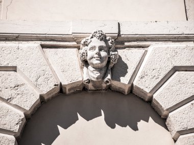 Venice, İtalya - 19 Ağustos 2016: Ünlü Venedik heykel ve heykel içinde tarihi şehir Kuzey İtalya üzerinde 19 Ağustos 2016 Venedik, İtalya.