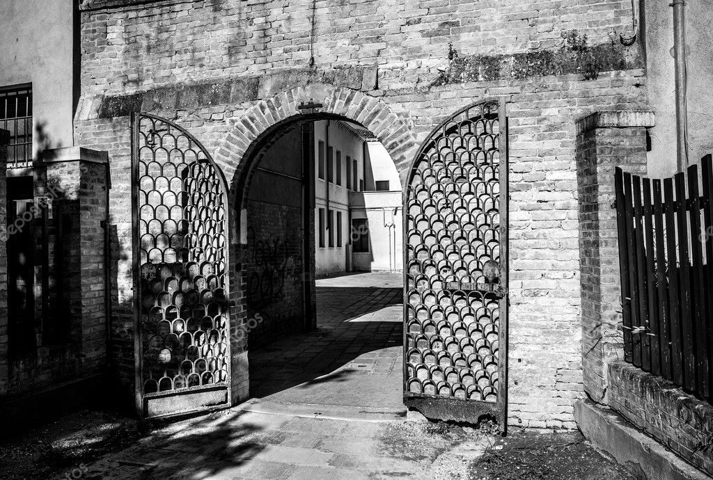 famous architectural buildings black and white sketch venice italy august 19 2016 famous architectural monuments facades of old medieval buildings closeup blackwhite photo on august 2016 in venice famous architectural buildings black and white sketch venice italy august 19 2016 famous architectural monuments facades of old medieval buildings closeup blackwhite photo on august 2016 in venice
