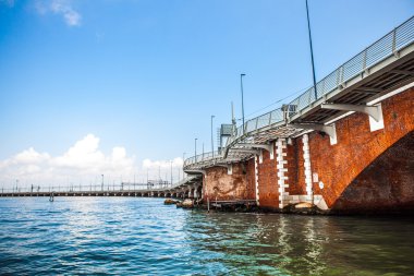 Venice, İtalya - 20 Ağustos 2016: Görünümü Grand Canal cityscape ve Venedik lagün üzerinde 20 Ağustos 2016 Venedik, İtalya'daki adalar.