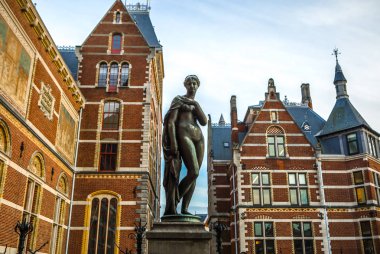 Amsterdam, Hollanda - 09 Ocak 2017: Rijksmuseum - Ulusal Müzesi sanat ve Tarih için adanmış. Bir Avrupa'nın en popüler Müzesi. 09 Ocak 2017 yılında Amsterdam, Hollanda.
