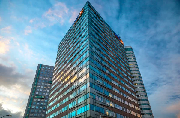 Bijlmer Arena, Hollanda - 03 Ocak 2017: İş şehir Modern mimarisi. Biljlmer Arena (Amsterdam) - Hollanda.